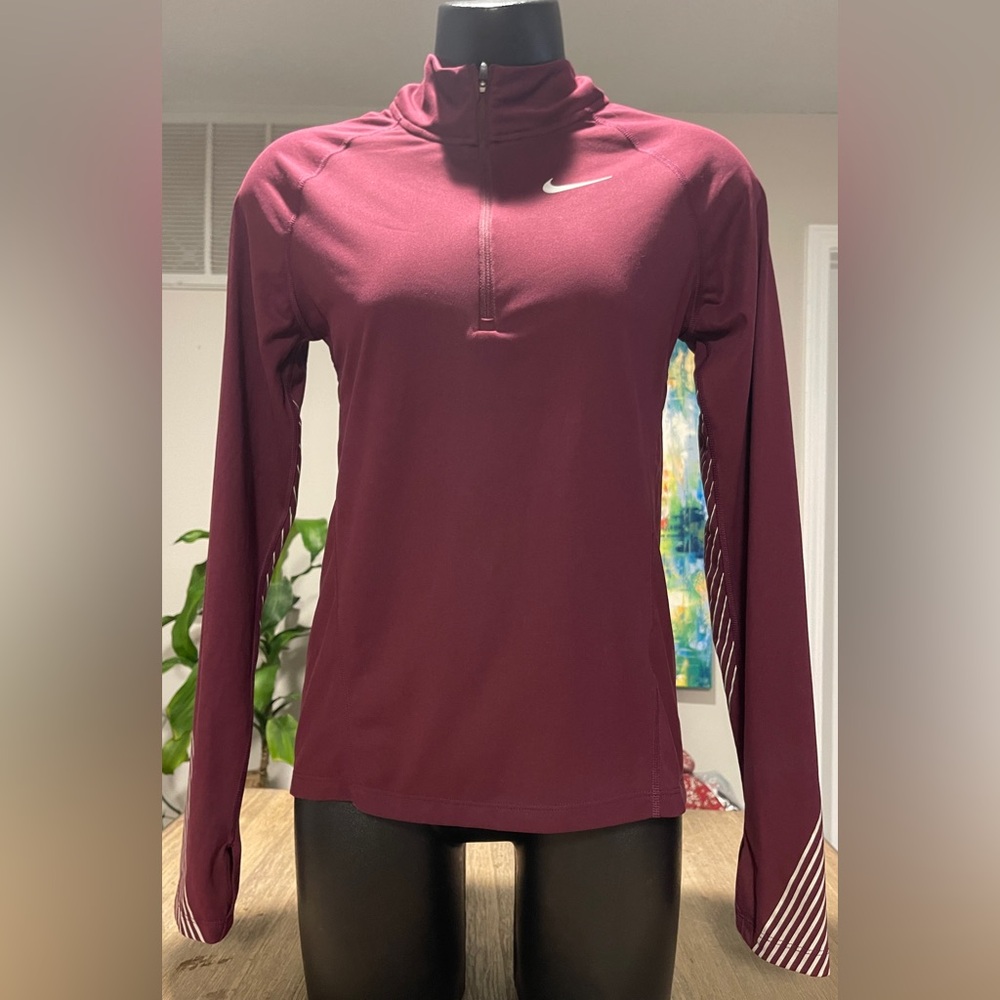 Nike Women's Burgundy Long Sleeve Pullover, Size Medium